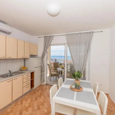 Marina Sea&city View Makarska