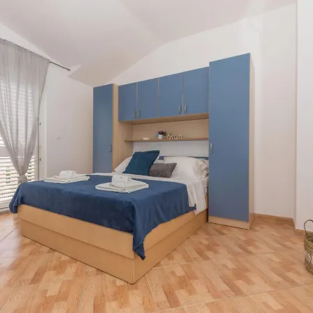 Appartement Marina Sea&city View Makarska