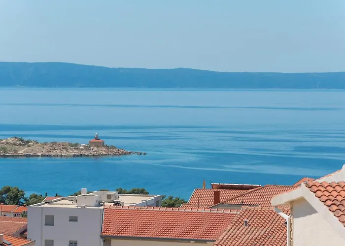 Marina Sea&city View * Макарска